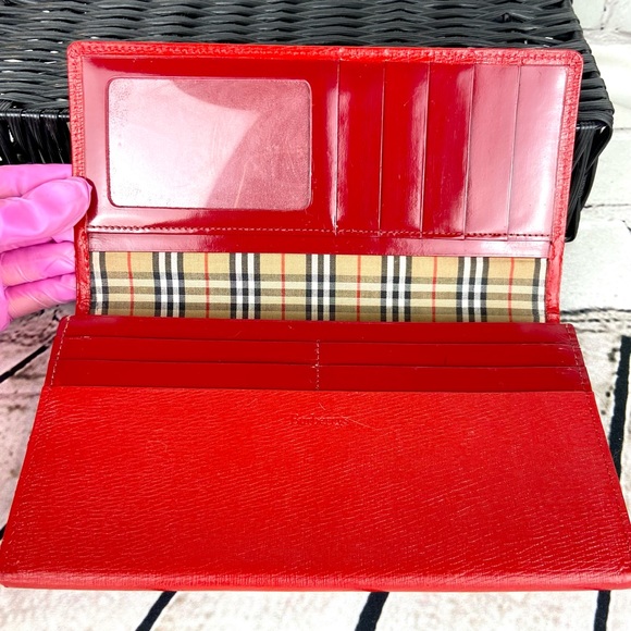 Burberry leather bifold wallet with inside Nova Check plaid cloth - Picture 4 of 16